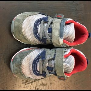 Stride Rite boys sneakers